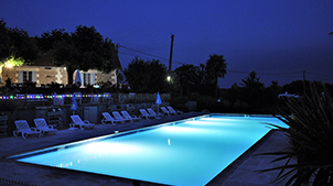 camping-piscine-nuit